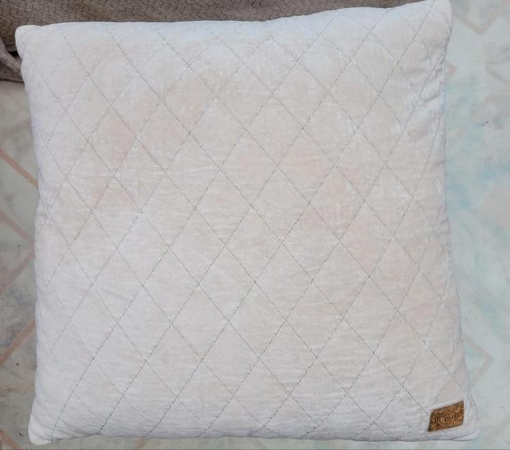 Be Pure Sierkussen, Huis en Inrichting, Woonaccessoires | Kussens, Zo goed als nieuw, Beige, Vierkant, Ophalen of Verzenden