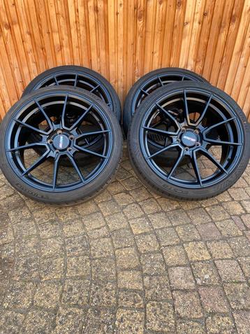 Motec ultralight MCR2 19inch beschikbaar voor biedingen