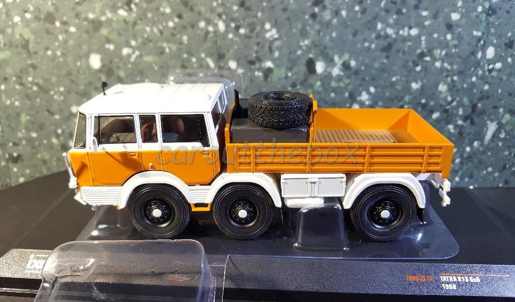 Tatra 813 6x6 1968 Oranje 1:43 Ixo V817, Hobby en Vrije tijd, Modelauto's | 1:43, Verzenden, Nieuw, Bus of Vrachtwagen, Overige merken