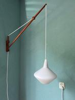 teak wand lamp Lisa Pape voor Stockmann-Orno Finland, 1954, Ophalen of Verzenden, Glas
