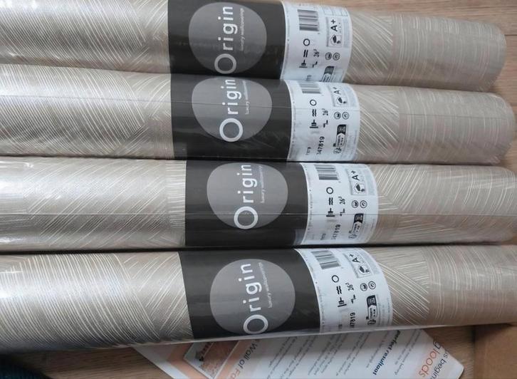4 nieuwe rollen grafisch 3d behang origin wallcovering, Huis en Inrichting, Stoffering | Behang, Beige, minder dan 10 m², Ophalen of Verzenden