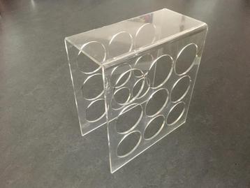 plexiglas rek voor 9 flessen beschikbaar voor biedingen