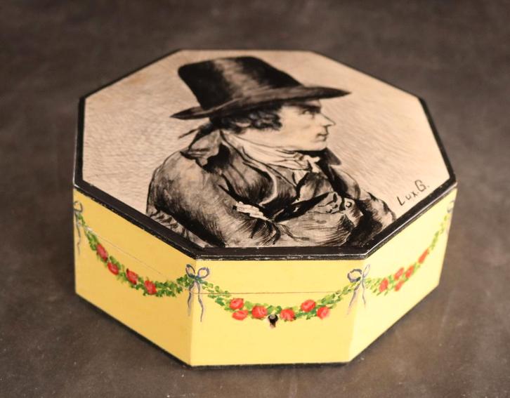 Antieke juwelendoos uit Spa, Antiek en Kunst, Antiek | Woonaccessoires, Ophalen of Verzenden