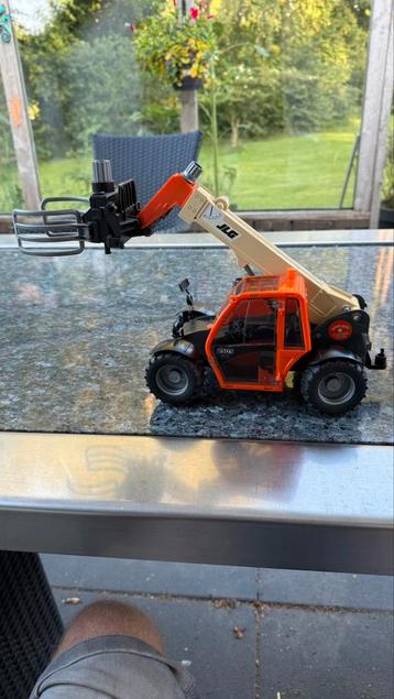Bruder verreiker 2140 JLG beschikbaar voor biedingen