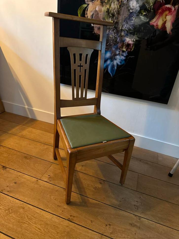 Vintage Bidstoel / Kerkstoel, Huis en Inrichting, Stoelen, Gebruikt, Eén, Hout, Bruin, Ophalen