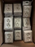 Jung AS500 nieuwe half opbouw stopcontacten alpine wit, ., Nieuw, Ophalen of Verzenden, .