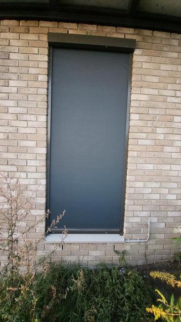 Grijs sceen electrisch  beschikbaar voor biedingen