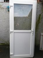 Witte kunststof deurkozijn met glas, Doe-het-zelf en Verbouw, Kozijnen en Schuifpuien, 75 tot 150 cm, Kunststof, Gebruikt, Deurkozijn