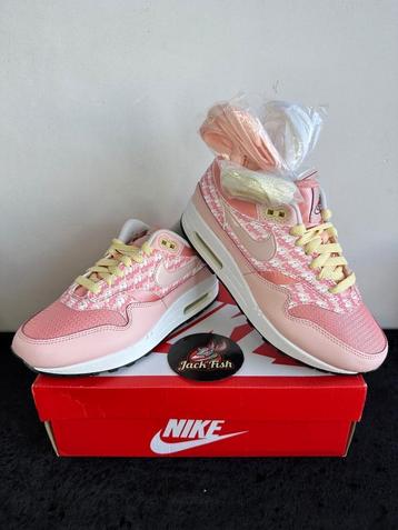 Nike air Max 1 Strawberry Lemonade - size 36 beschikbaar voor biedingen