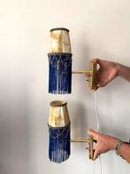 Twee vintage messing wandlampjes met handgemaakte kapjes, Ophalen of Verzenden, Gebruikt, Metaal, Hollywood Regency