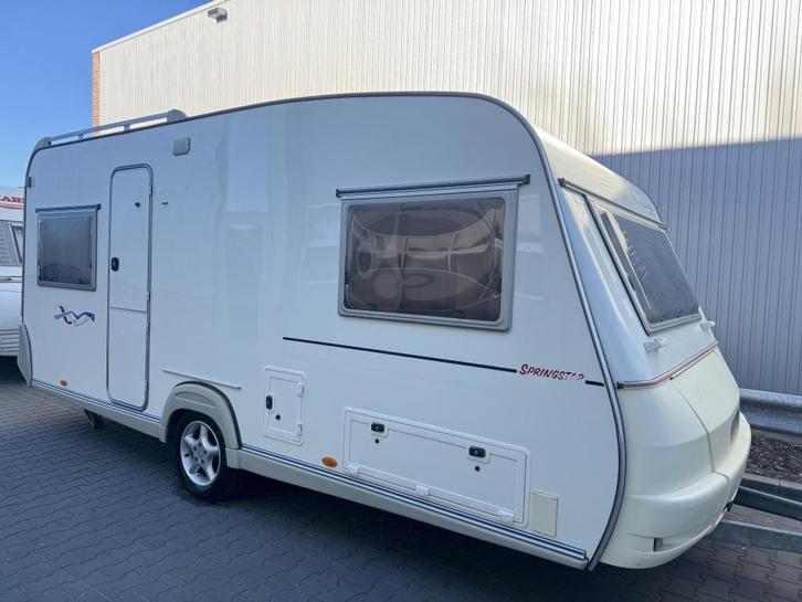 Wilk Springstar 470 / dwarsbed / voortent, Caravans en Kamperen, Caravans, Bedrijf, tot en met 4, 1000 - 1250 kg, Rondzit, Wilk