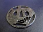 Edo, grote antieke tsuba met voorstelling van een waaier, Ophalen of Verzenden