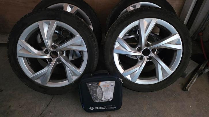 Winterband Vredestein Wintrac Pro op lichtmetalen velg, Auto-onderdelen, Banden en Velgen, Band(en), Winterbanden, 18 inch, 245 mm