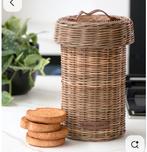 Riviera Maison Rustic Rattan Biscuit Barrel, Ophalen of Verzenden, Zo goed als nieuw, Rond, Riet