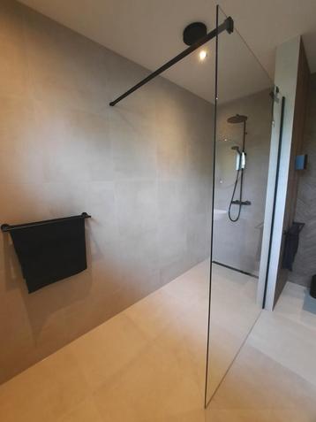 Douchewand 150x220cm. 8 mm helder glas. beschikbaar voor biedingen