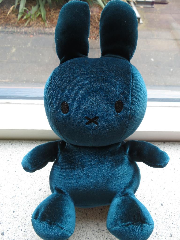 Konijn Nijntje Miffy blauwgroen fluweel merk Bon Ton Toys, Ophalen of Verzenden, Gebruikt, Konijn