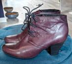 Donkerpaarse veter pumps Bonita maat 37, Ophalen of Verzenden, Gedragen