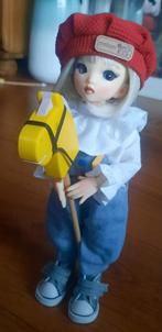 Mooie bjd 1/6 mio, fullset ooak gecustumized met stokpaardje, Ophalen of Verzenden, Zo goed als nieuw, Pop