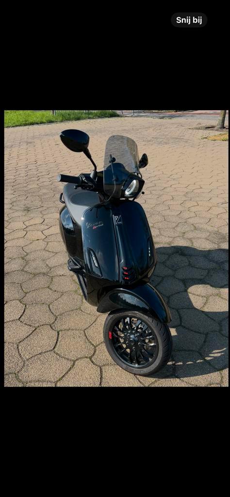 Vespa Sprint 2017, Fietsen en Brommers, Scooters | Vespa, Gebruikt, Maximaal 45 km/u, Ophalen