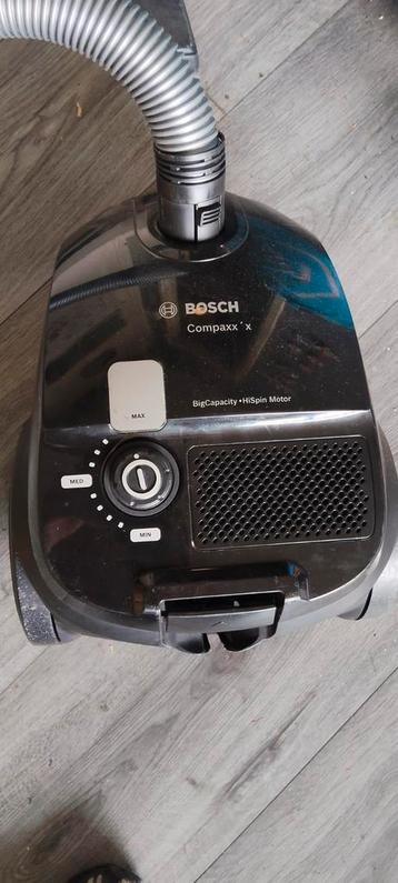 Bosch stofzuiger compact  beschikbaar voor biedingen