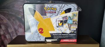 Pokemon Celebrations Collectors Chest - Sealed! beschikbaar voor biedingen