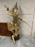 Dansende thiase damen vriendelijk tevreden beeld, Antiek en Kunst, Kunst | Beelden en Houtsnijwerken, Ophalen
