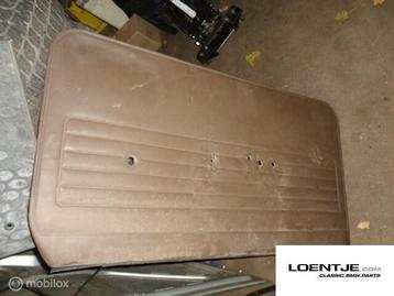Deurpaneel BMW 3-serie E21 ('76-'84) bruin links beschikbaar voor biedingen