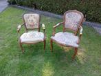 2 antieke stoelen, Ophalen