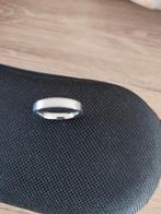 Ring Melano, Sieraden, Tassen en Uiterlijk, Nieuw, Ophalen of Verzenden, Kleiner dan 17, Dame