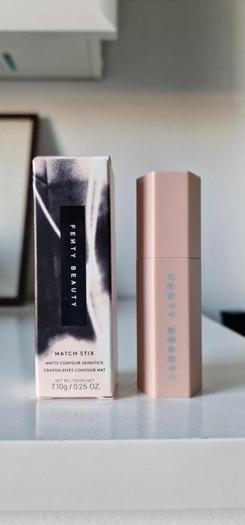 Fenty Beauty Match Stix contourstick kleur Amber  beschikbaar voor biedingen