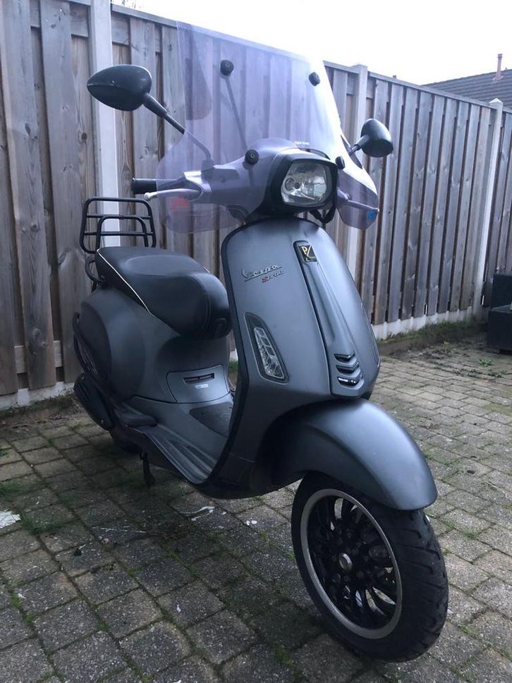 Vespa Sprint Mat Donkergrijs - Goed Onderhouden!, Fietsen en Brommers, Scooters | Vespa, Gebruikt, Overige modellen, Maximaal 45 km/u