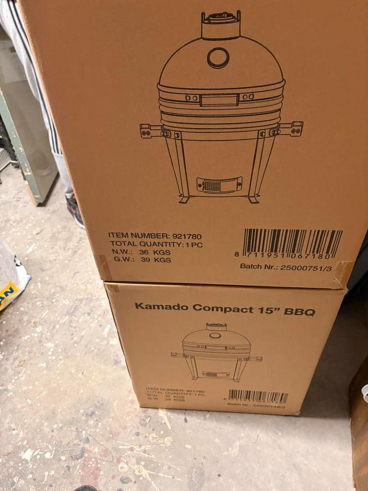 Kamado Compact 15" BBQ - Nieuw in doos!, Tuin en Terras, Houtskoolbarbecues, Nieuw, Met accessoires, Ophalen