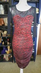 Sexy strak jurkje van Guess - rood zwart panterprint - XS, Guess, Ophalen of Verzenden, Zo goed als nieuw, Maat 34 (XS) of kleiner