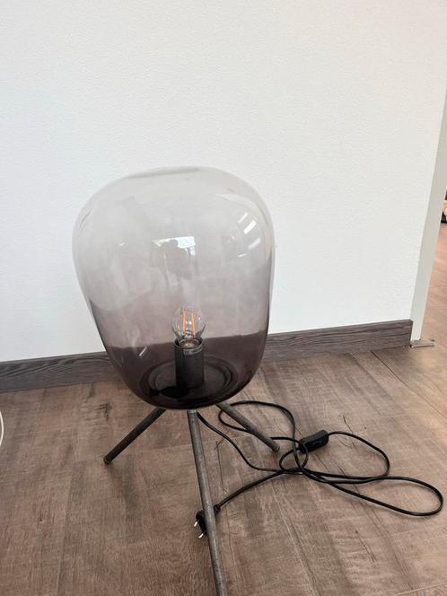 Glazen Tafellamp met Metalen Poten, Huis en Inrichting, Lampen | Tafellampen, Zo goed als nieuw, Minder dan 50 cm, Glas, Ophalen