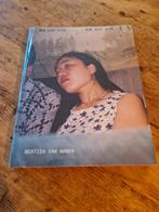 Bertien van Manen - East wind west wind, Gelezen, B. van Manen, Ophalen of Verzenden, Overige onderwerpen