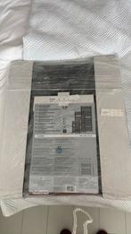 Badkamer radiator mat zwart 690x600x35 nieuw in verpakking, Radiator, Minder dan 60 cm, Ophalen of Verzenden, Zo goed als nieuw