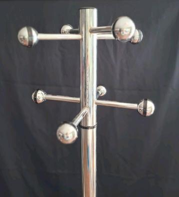 Chromen Space Age Sputnik Kapstok beschikbaar voor biedingen
