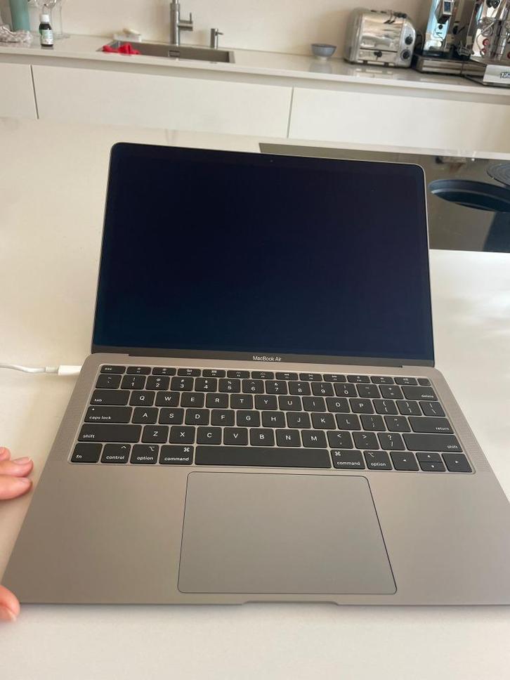 MacBook Air 1.6 GHz i5, 8gb memory, 256gb opslag, Computers en Software, Apple Macbooks, Gebruikt, MacBook Air, 13 inch, Minder dan 2 Ghz