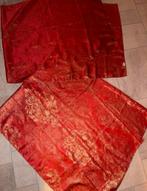 Kerstkleed tafelloper 200x80 2 stuks rood met goud, Ophalen of Verzenden