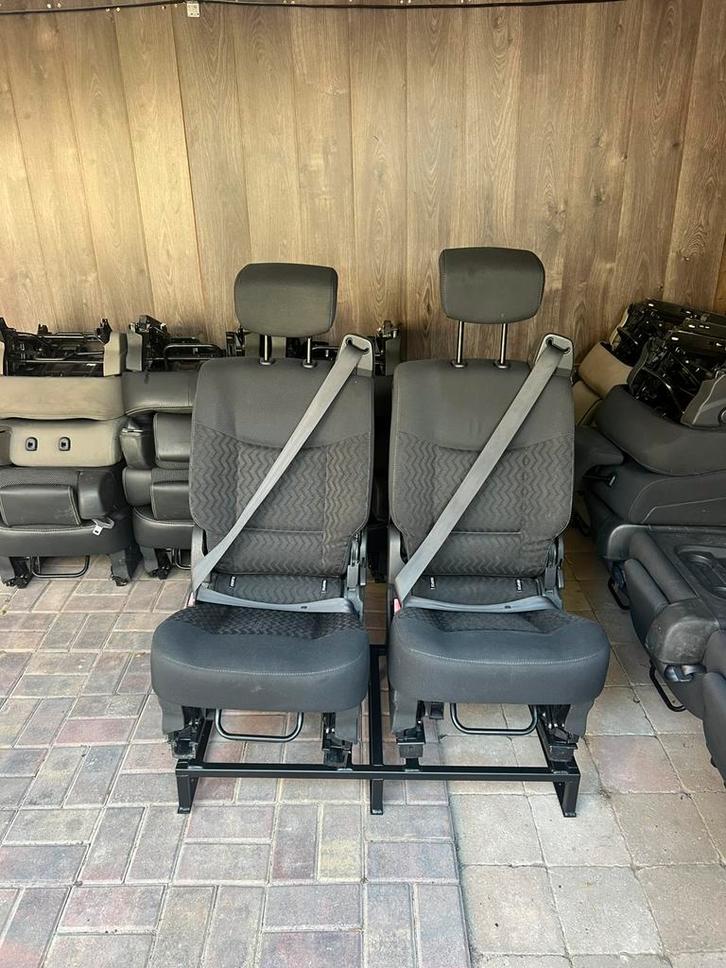 2p  bankje zwart stof 3p gordel isofix zelfbouwcamper, Auto-onderdelen, Interieur en Bekleding, Ophalen