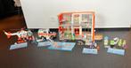 Playmobil ziekenhuis met auto, helikopter etc.Ziekenhuis set, Kinderen en Baby's, Speelgoed | Playmobil, Ophalen of Verzenden