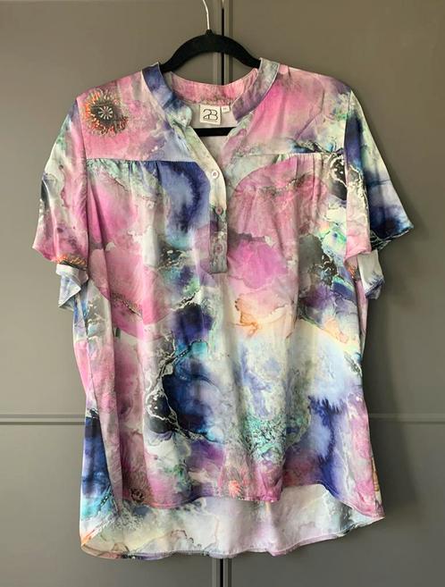 2 Biz viscose/silk blouse aquarel kleuren maat XXL 44, Kleding | Dames, Blouses en Tunieken, Zo goed als nieuw, Maat 42/44 (L)