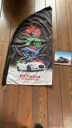 Honda CRZ vlag van officiele dealer + Boekje, Diversen, Vlaggen en Wimpels, Ophalen of Verzenden, Nieuw