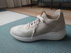 Tamaris sneakers, Beige, Zo goed als nieuw, Sneakers of Gympen, Ophalen