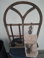 Houten stalraam met accessoires., Huis en Inrichting, Ophalen, Hout