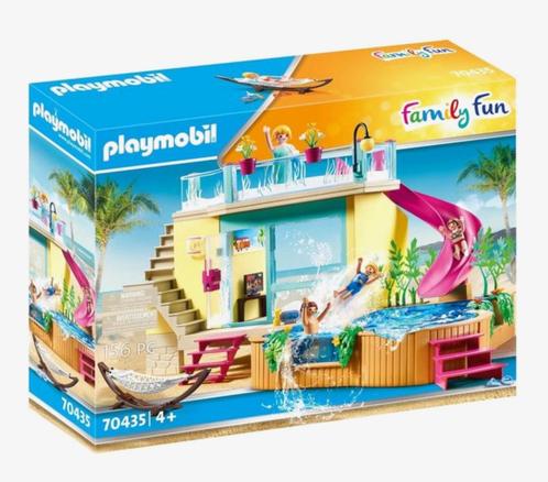 Playmobil family & fun bungalow met glijbaan en zwembad, Kinderen en Baby's, Speelgoed | Playmobil, Gebruikt, Complete set, Ophalen