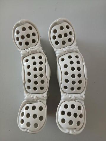 2x Capodimonte vaas bloemsteker wit vaasje beschikbaar voor biedingen