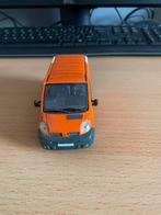 Renault traffic bus, Hobby en Vrije tijd, Modelauto's | 1:50, Ophalen, Zo goed als nieuw, Bus of Vrachtwagen, Overige merken
