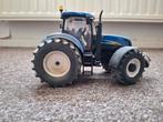 New Holland T7060 Tractor Model, Hobby en Vrije tijd, Modelauto's | 1:32, Ophalen of Verzenden, Gebruikt, Tractor of Landbouw