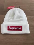 Supreme New Era Box Logo Beanie - Wit, Ophalen of Verzenden, Nieuw, One size fits all, Pet